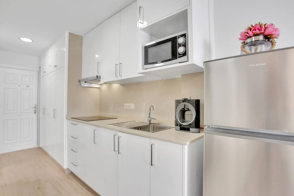 Nice studio Bart 50 meters from Playa Las Vistas Apartment in Playa de las Americas