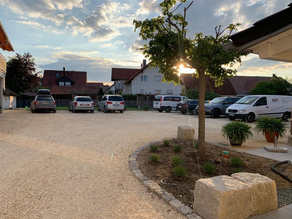 Patio, Decorative detail, Area and facilities