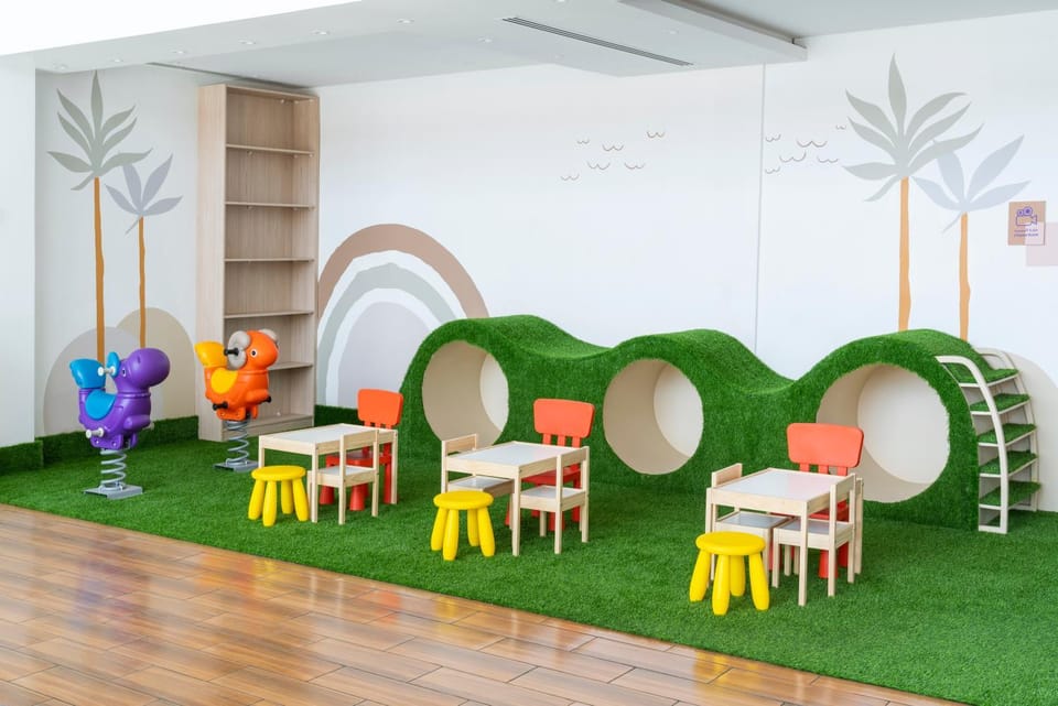 Kids's club, children
