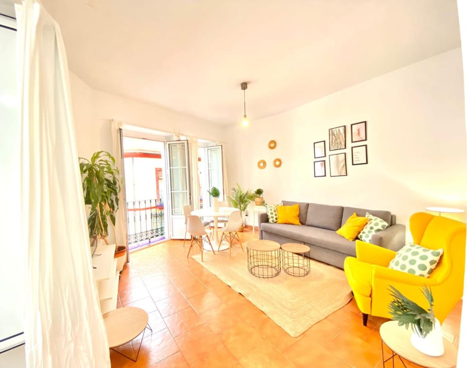 Comfortable studio old town, parking optional Apartment in Seville