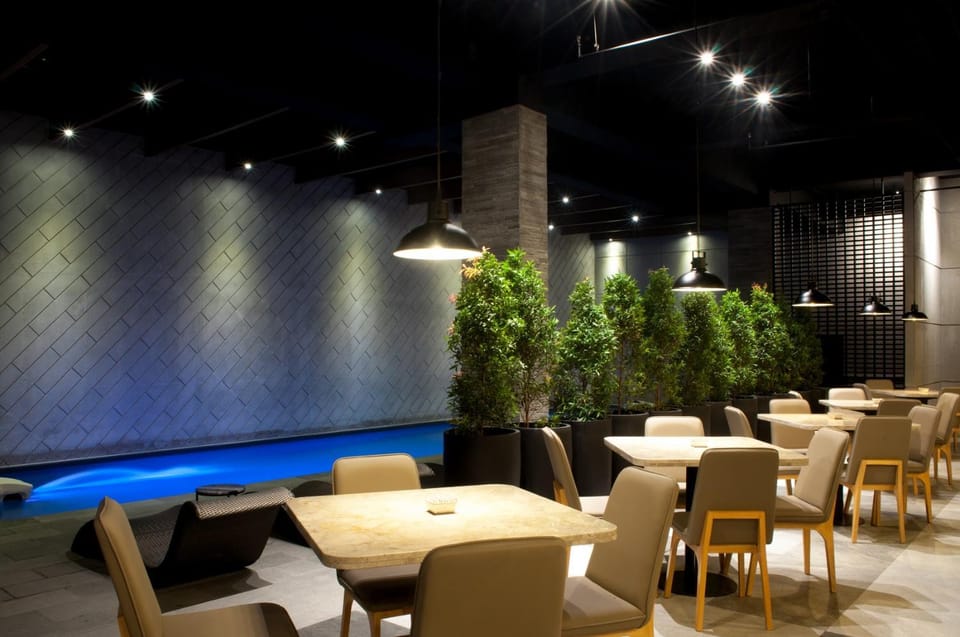 Pool view, Swimming pool