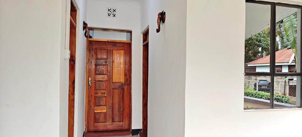 Dans place Bed and Breakfast in Tanzania