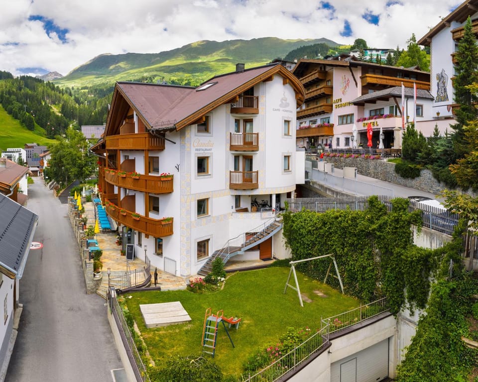Hotel Restaurant Claudia INKLUSIVE SUPER SOMMER CARD Hotel in Serfaus