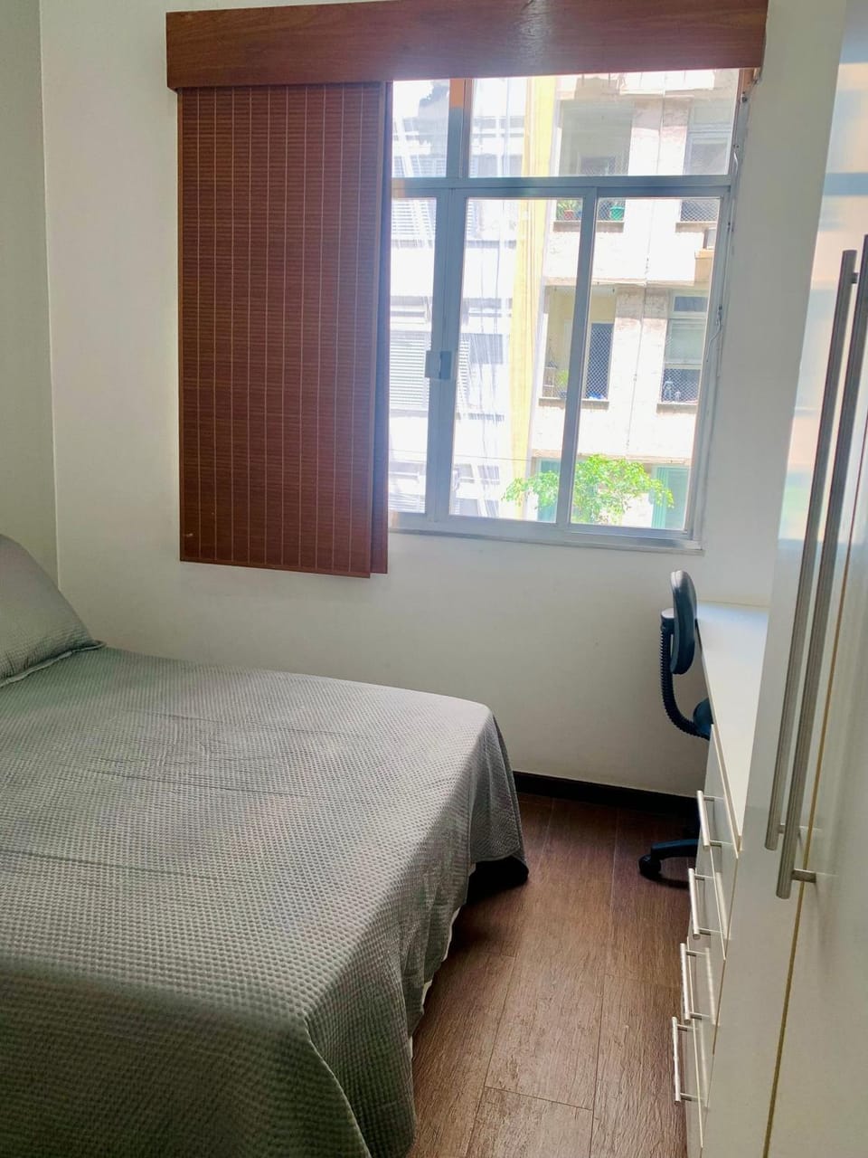 Copacabana – Just one block from the beach! Apartment in Rio de Janeiro