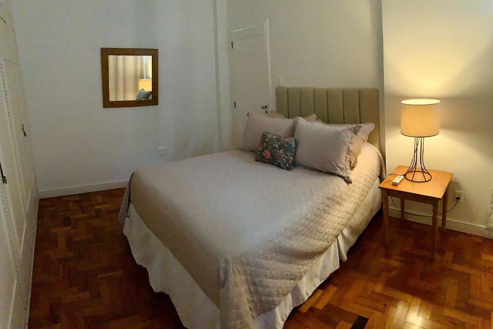 Leblon – Recém-reformado com vista Mar. Apartment in Rio de Janeiro