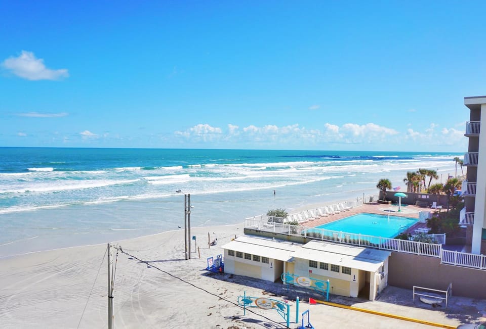 Daytona Inn Studios Hotel in Florida