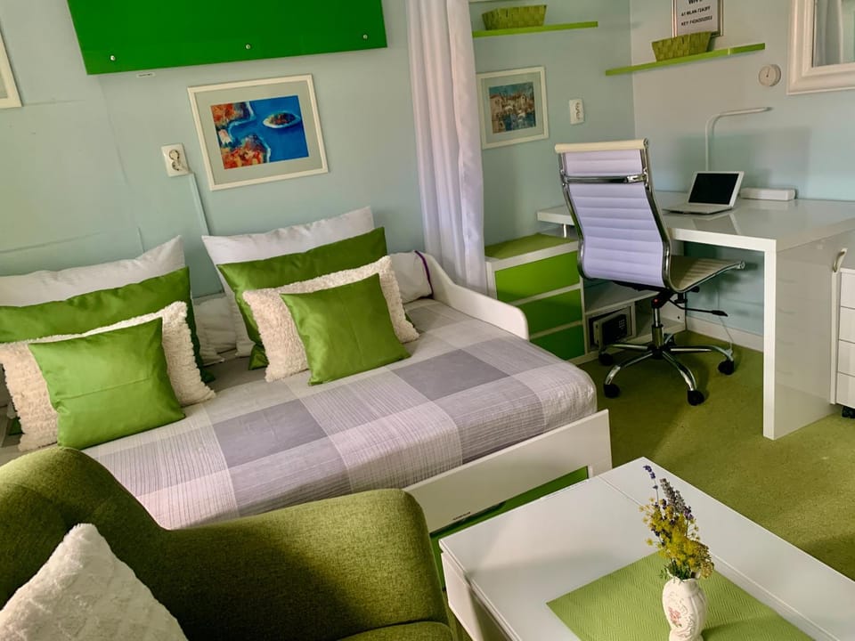 Living room, Seating area, Bedroom, Time of day