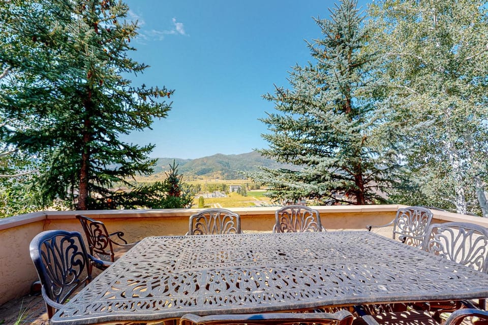 Atriums at EagleRidge 28 House in Steamboat Springs