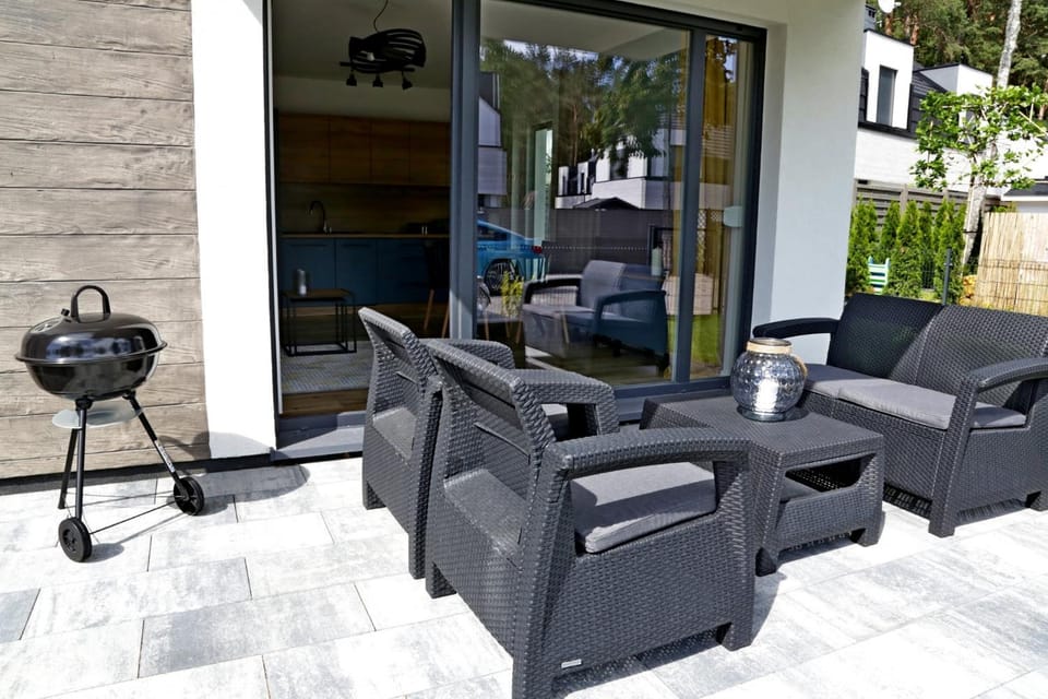 Chill&Sun Yellow Apartment in West Pomeranian Voivodeship, Poland