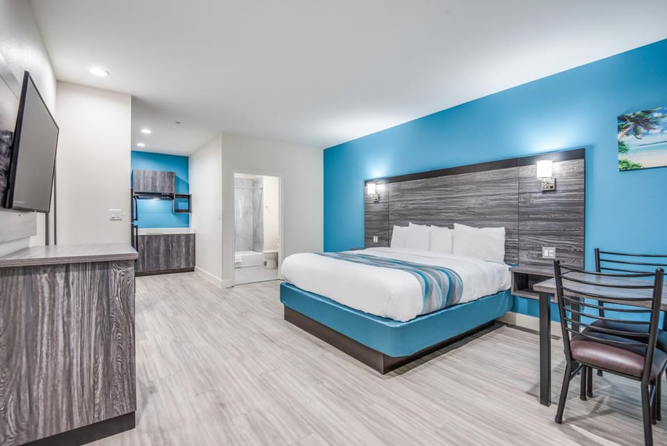 Americas Best Value Inn & Suites Houston at Hwy 6 Hotel in Addicks