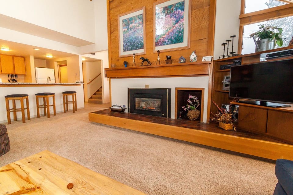 Quicksilver #1602 House in Keystone