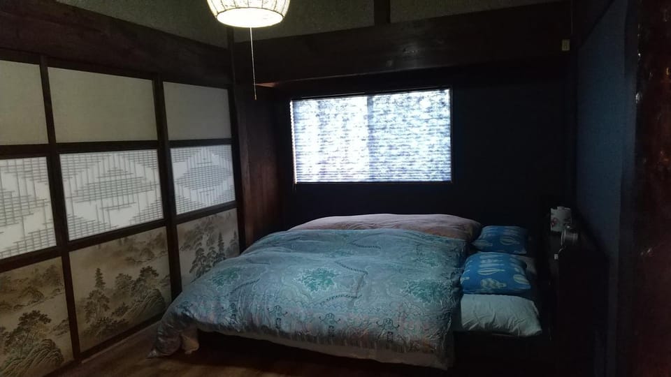 築100年の宿【はぶの家】 Bed and Breakfast in Tokyo Prefecture