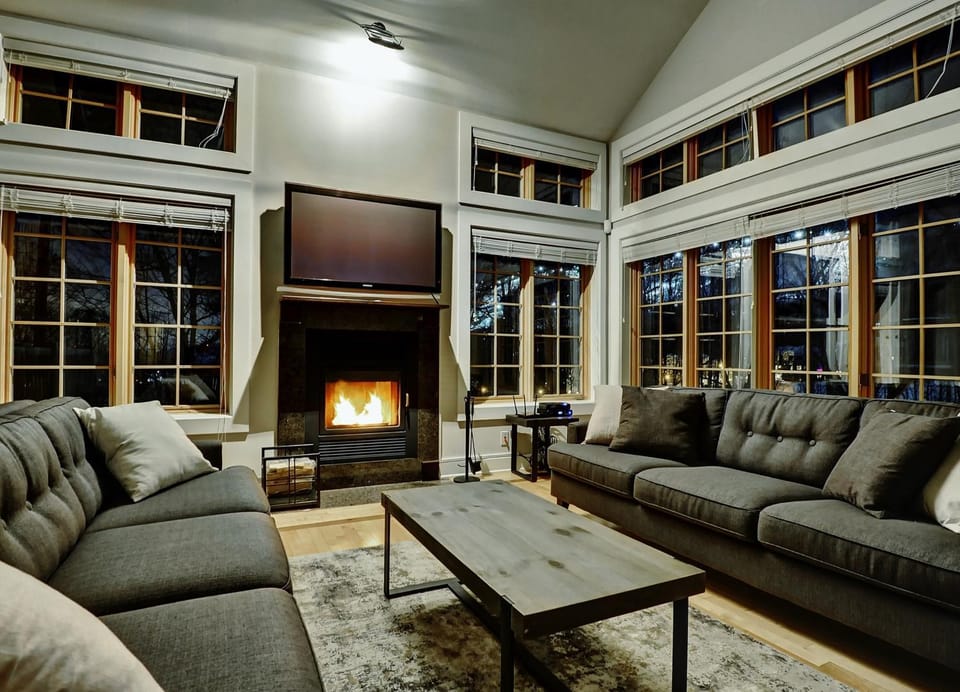 Chalet 28 Chemin des Skieurs Chalet in Quebec
