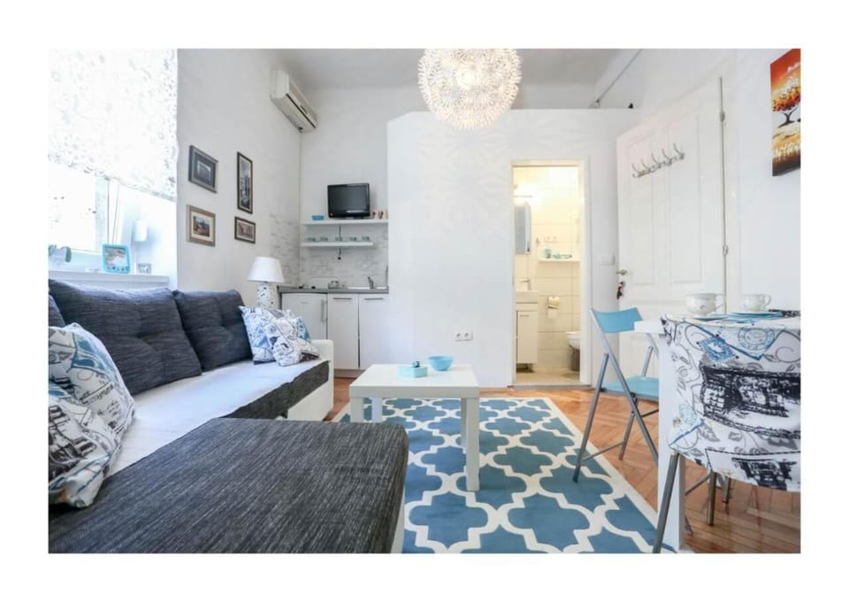 Apartments and Rooms Fonty Apartment in Sarajevo