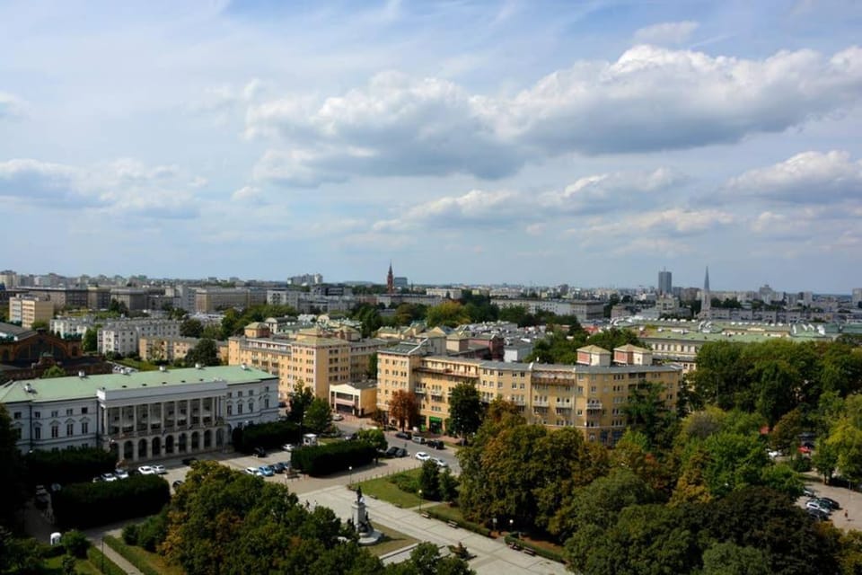 City view, Location
