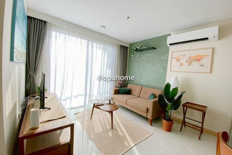 Communal lounge/ TV room, TV and multimedia, Living room