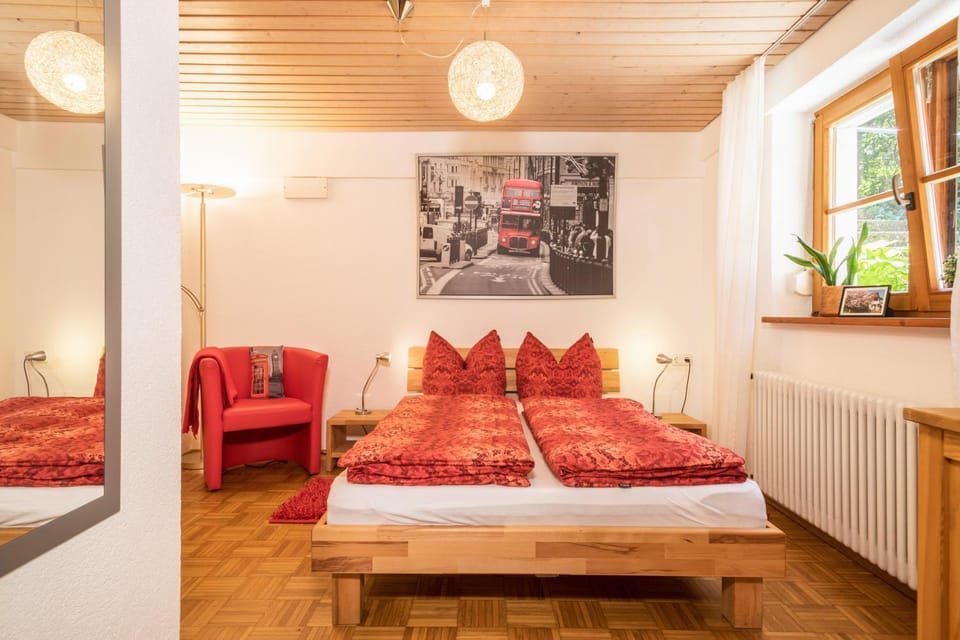 Living room, Bedroom
