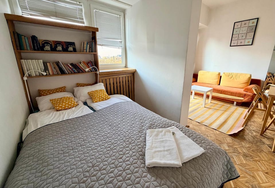 Bed, Photo of the whole room, towels