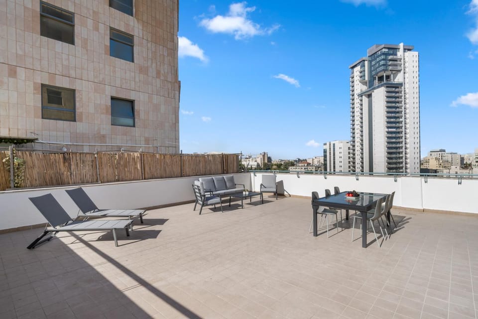 Beautiful 3 BDR Heart of JLM -Modern with Huge Balcony Apartment in Jerusalem