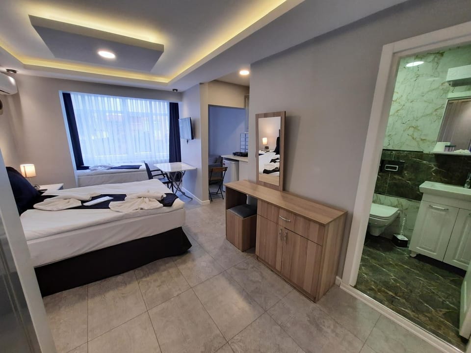 Massage, Photo of the whole room, Bedroom, Food