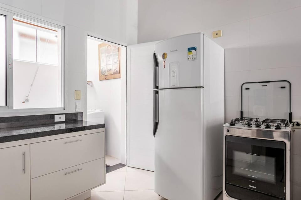 Kitchen or kitchenette, minibar, pet friendly, stove