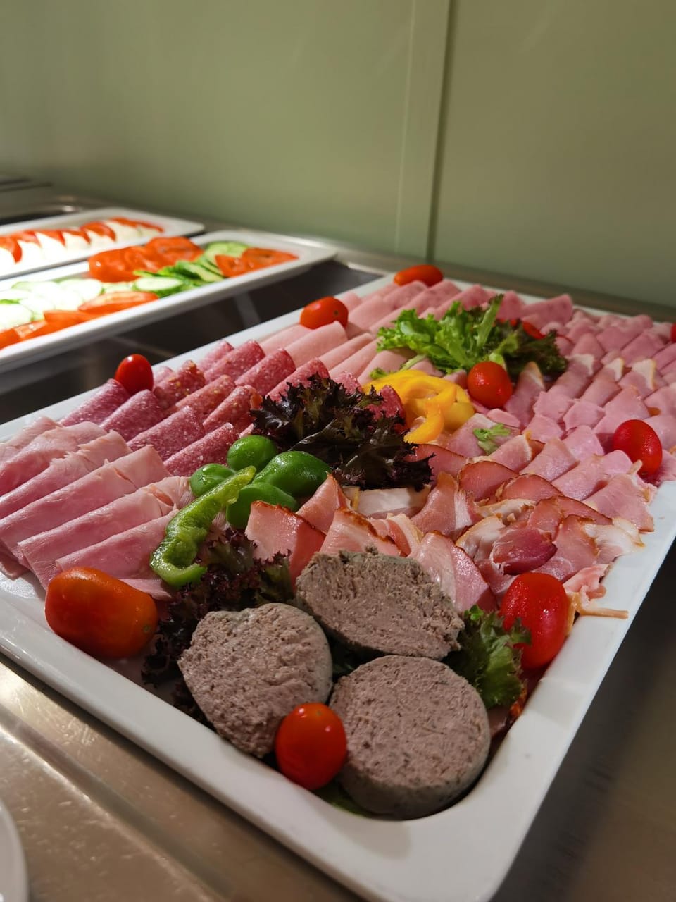 Food and drinks, Buffet breakfast