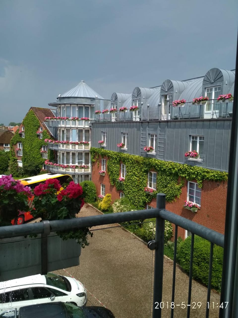 Property building, Balcony/Terrace