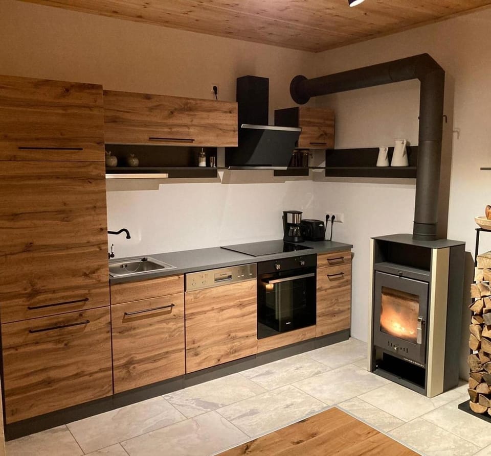 Zirben Appartement zwischen Berg und See Apartment in Carinthia, Austria