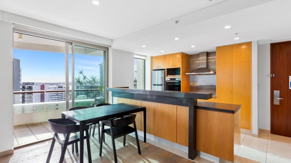 QV Stays Upscale Urban Sanctuary Apartment in Auckland