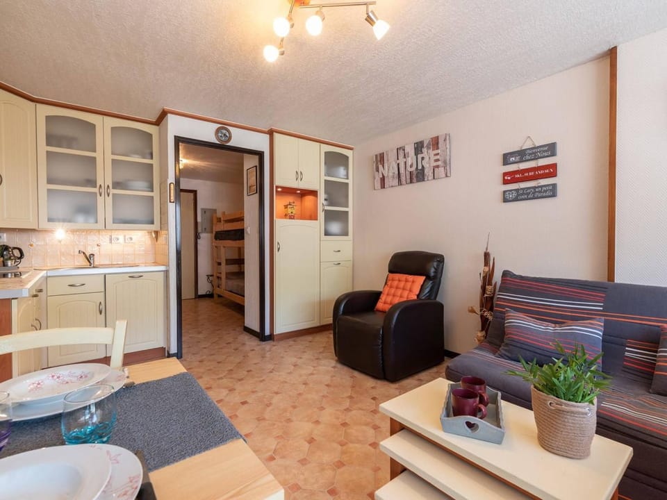 Appartement 4 pers à Saint-Lary Village, proche commerces et téléphérique Apartment in Saint-Lary-Soulan