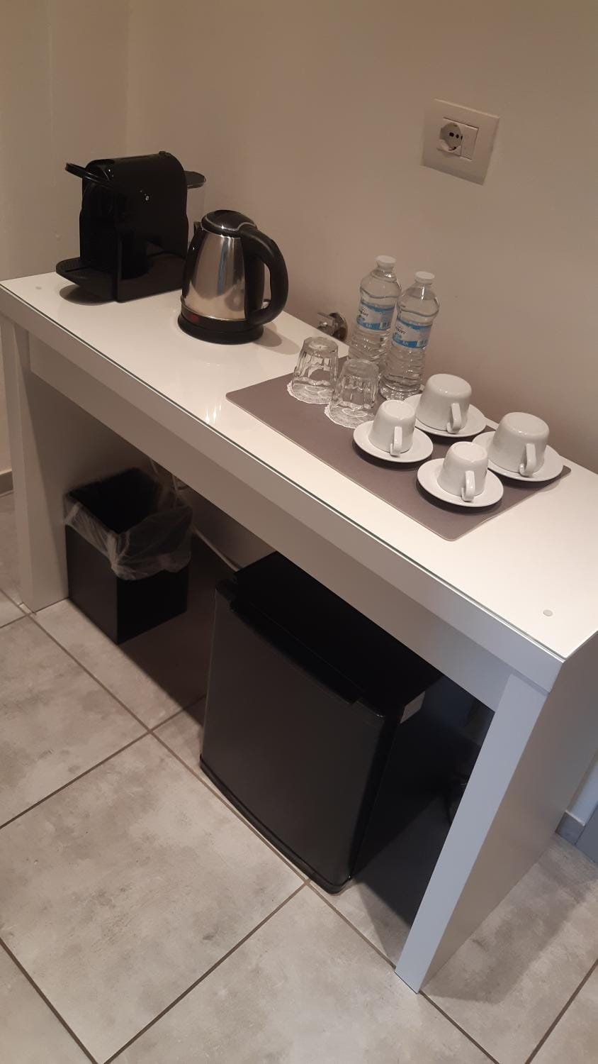 Coffee/tea facilities