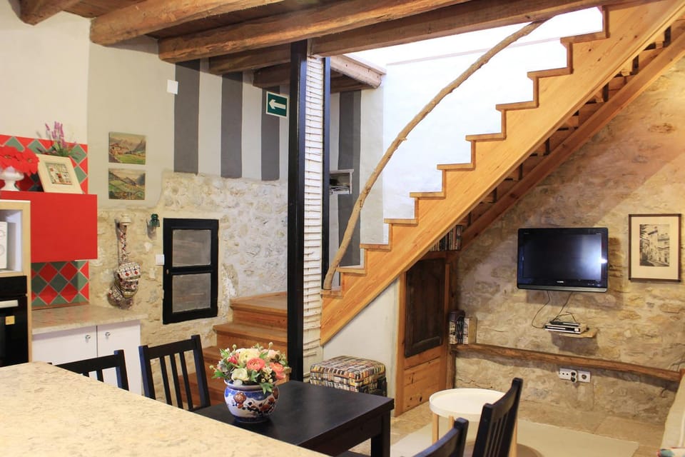 TV and multimedia, Living room, Seating area