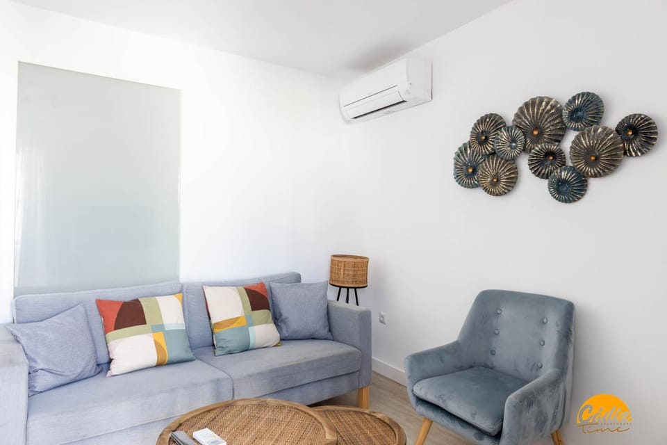 Living room, air conditioner