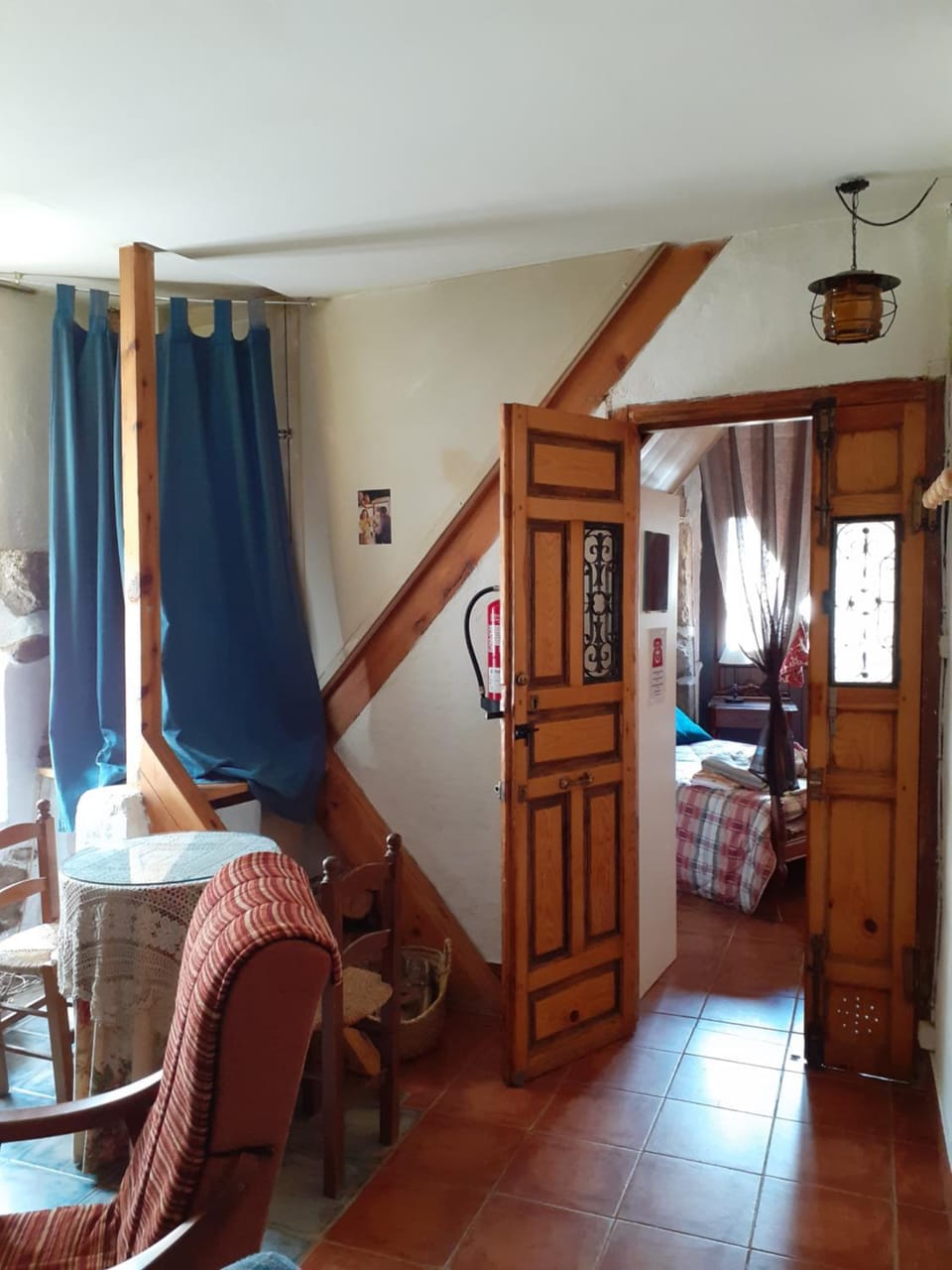 Seating area, Dining area