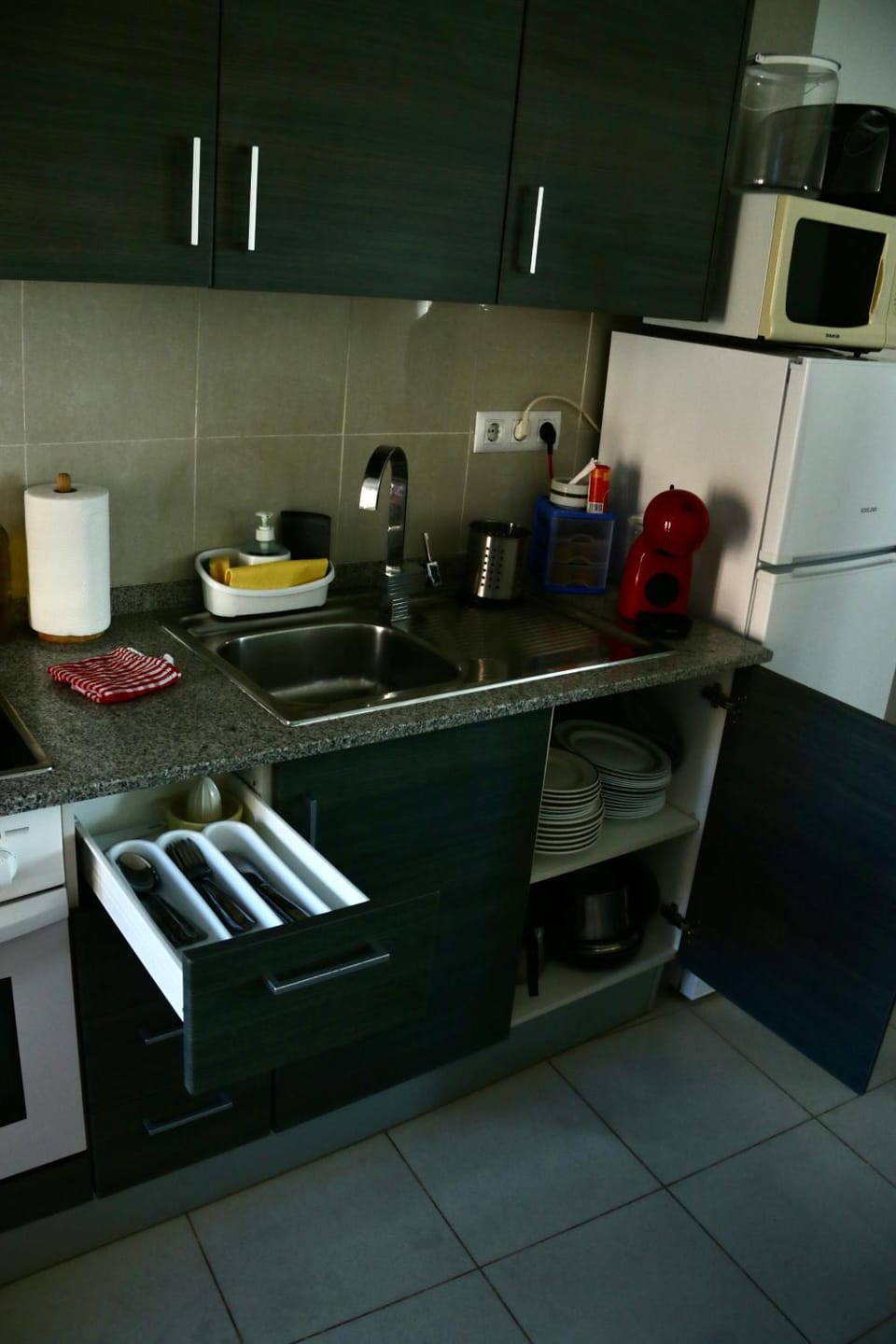 Kitchen or kitchenette