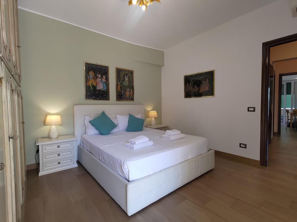 GuestHost - San Giovanni Apartment with Balcony Apartment in Rome