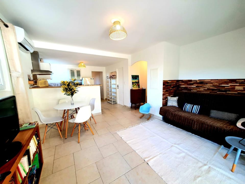 Living room, Lounge or bar, Dining area