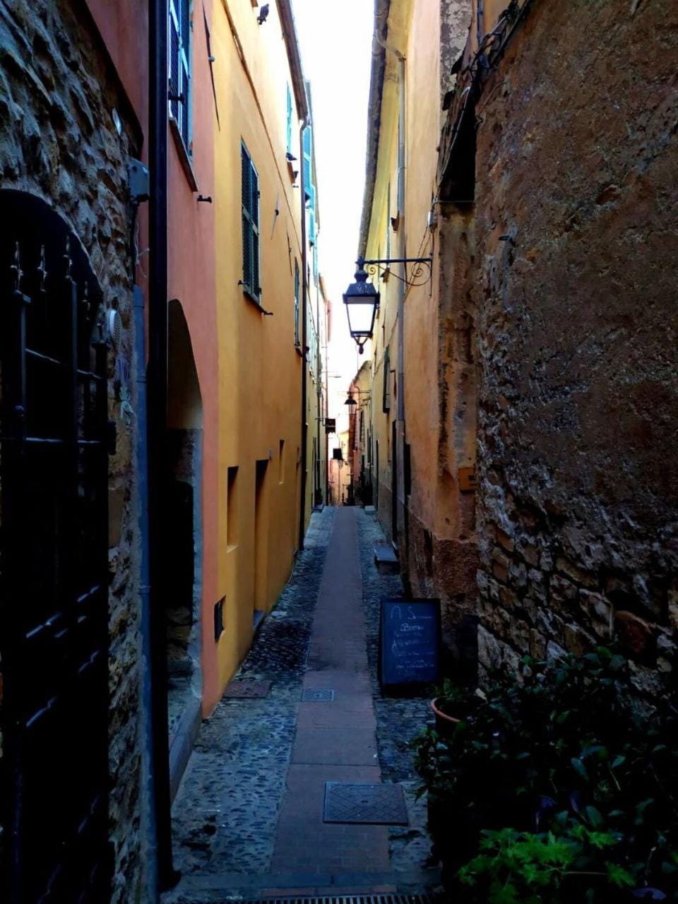 Neighbourhood, City view