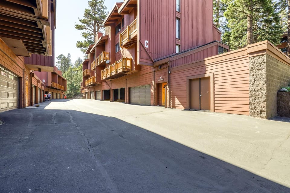 Mammoth Ski & Racquet 93K Apartment in Mammoth Lakes
