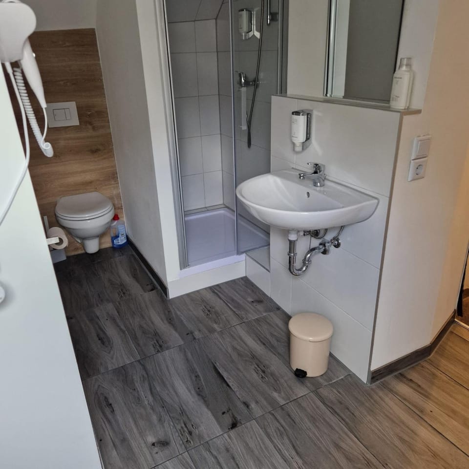 Balthasar Neumann Speiserei & Gästehaus - Zentrum Brühl -E-Ladestation, nähe Phantasialand Bed and Breakfast in Brühl