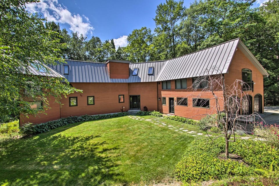 White Mountain Escape w/ Separate In-Law Suite! House in Thornton