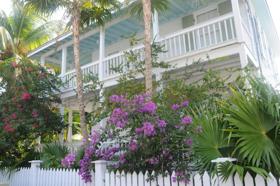 Property building, Balcony/Terrace