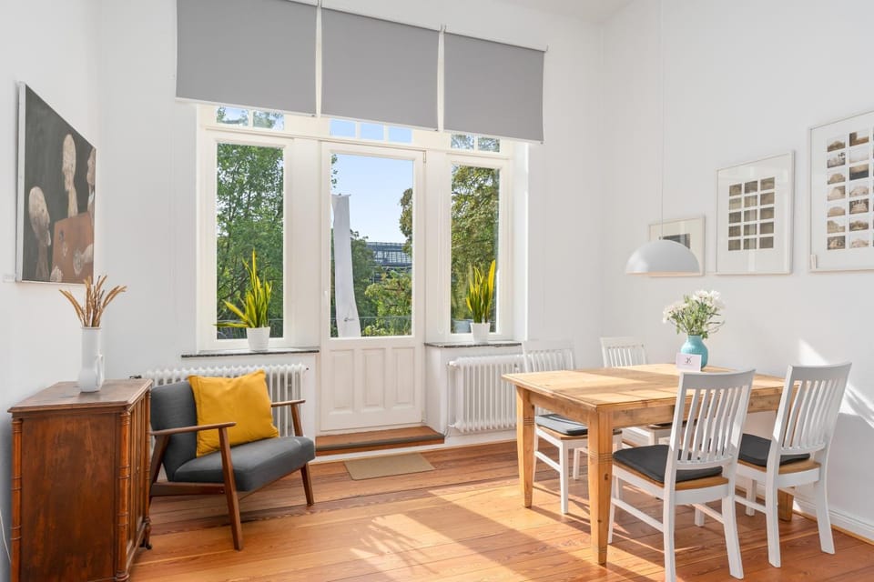 Balcony/Terrace, Dining area
