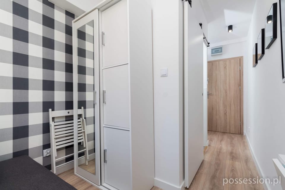 Photo of the whole room, wardrobe