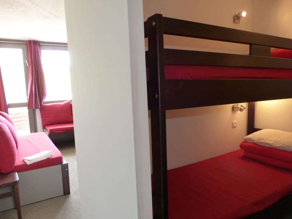 bunk bed