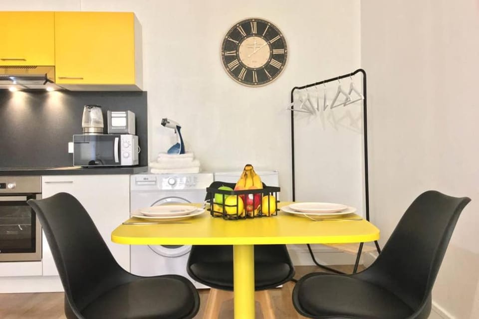 Lounge or bar