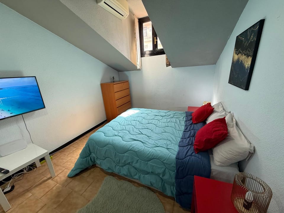 Aparment Puerta de sol Apartment in Centro
