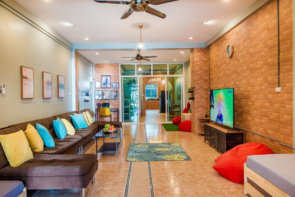 Luxury City-Loft, just 9 minutes walk to the Beach House in Hua Hin District