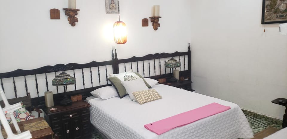 Mendoza’s Guest House Apartment in La Libertad Department, El Salvador