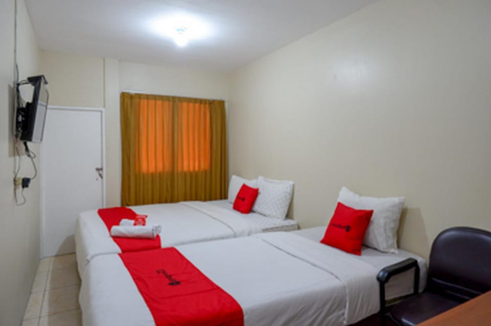 RedDoorz near RSUD Kudus Hotel in Indonesia